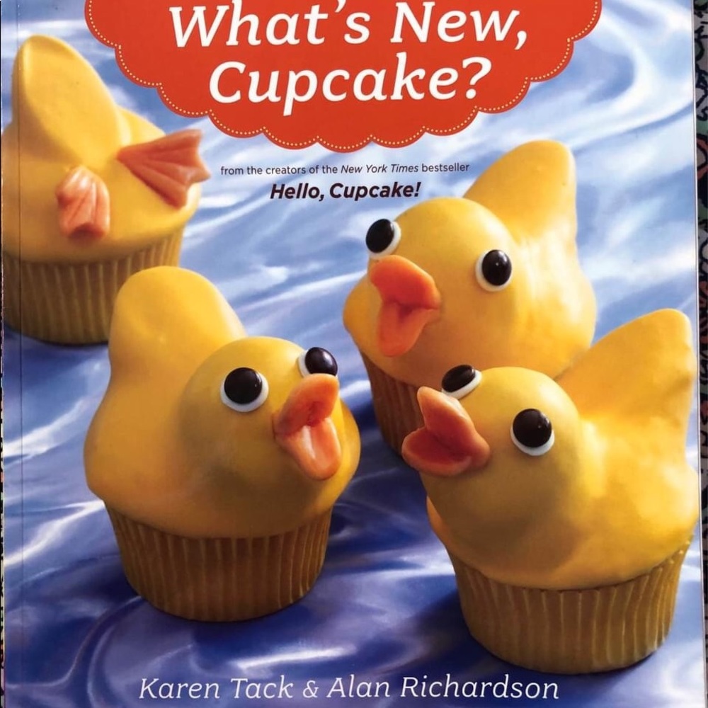 🔴What’s New Cupcake Decorating Book🔴